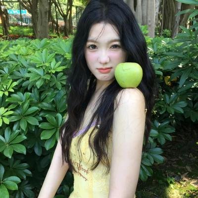 濶少艳福